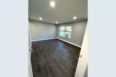 610 S Franklin St #C304, Holbrook, MA 02343 - Photo 17