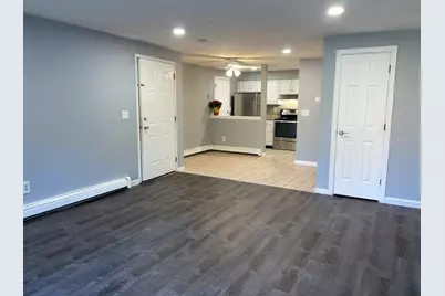 610 S Franklin St #C304, Holbrook, MA 02343 - Photo 7