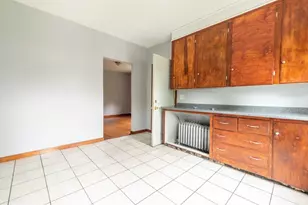 17 Jefferson St, Attleboro, MA 02703 - Photo 9