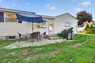 18 Vernon St, Ayer, MA 01432 - Photo 29