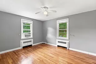 28 Hilltop Cir, Worcester, MA 01609 - Photo 23