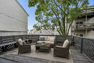 153 G St, Boston, MA 02127 - Photo 9