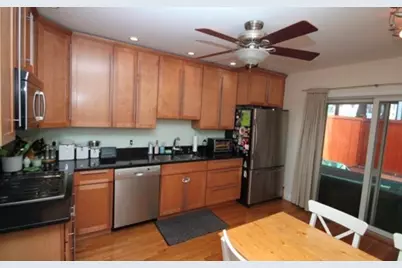 257 E St #1, Boston, MA 02127 - Photo 3