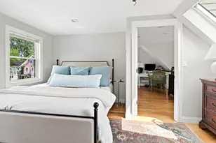 29 Elmwood St, Somerville, MA 02144 - Photo 27