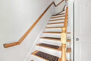 29 Elmwood St, Somerville, MA 02144 - Photo 15