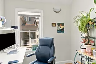 29 Elmwood St, Somerville, MA 02144 - Photo 13