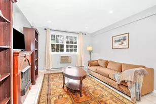 7 Colonial Village Dr, Arlington, MA 02474 - Photo 3