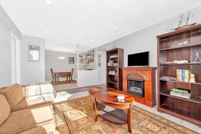 7 Colonial Village Dr #2, Arlington, MA 02474 - Photo 5