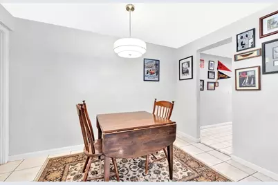 7 Colonial Village Dr #2, Arlington, MA 02474 - Photo 7