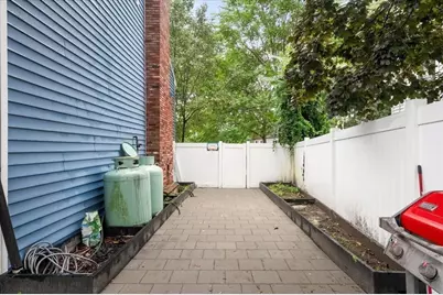 7 Alyssum, Billerica, MA 01821 - Photo 35