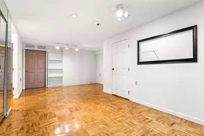 357 Commercial St #412, Boston, MA 02109 - Photo 5