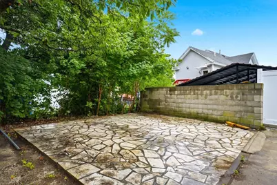 113 Liberty St, Lowell, MA 01851 - Photo 27
