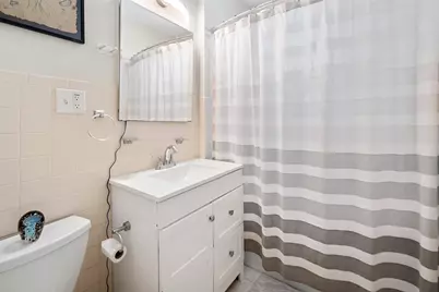 39 Regent St #3, Cambridge, MA 02140 - Photo 9