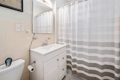 39 Regent St #3, Cambridge, MA 02140 - Photo 9