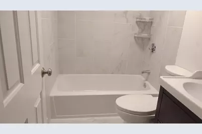 390 Riverway #16, Boston, MA 02115 - Photo 9
