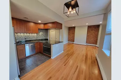 390 Riverway #16, Boston, MA 02115 - Photo 1