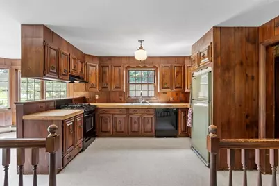261 West St, Lunenburg, MA 01462 - Photo 17