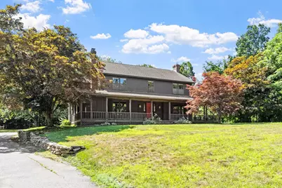 261 West St, Lunenburg, MA 01462 - Photo 1