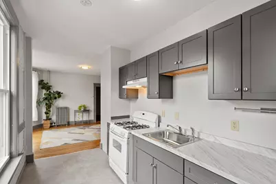 70 Russell St #6, Worcester, MA 01609 - Photo 1