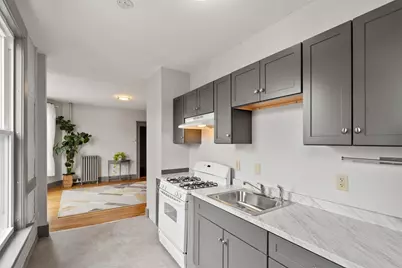 70 Russell St #6, Worcester, MA 01609 - Photo 1
