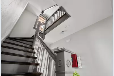 70 Russell St #6, Worcester, MA 01609 - Photo 9