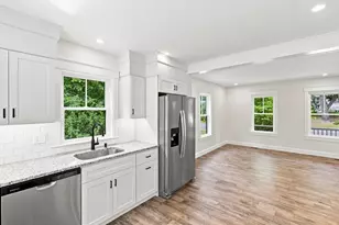 21 King St, Hanover, MA 02339 - Photo 11