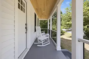 21 King St, Hanover, MA 02339 - Photo 3