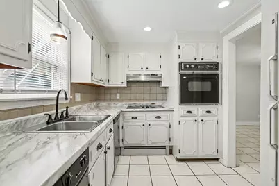 58 Saint Joseph Ave, Fitchburg, MA 01420 - Photo 11