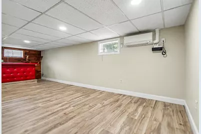 58 Saint Joseph Ave, Fitchburg, MA 01420 - Photo 17