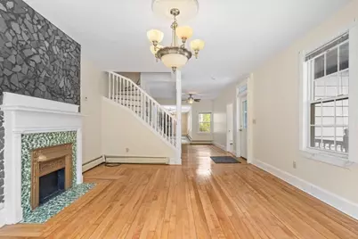 8 Crown St #8, Worcester, MA 01609 - Photo 9