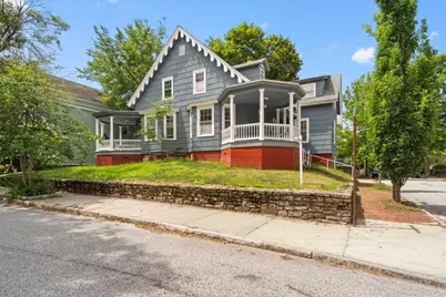 8 Crown St #8, Worcester, MA 01609 - Photo 5