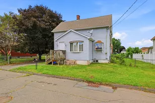 118 Blanchwood Ave, Chicopee, MA 01013 - Photo 3