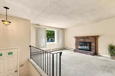 4 Picadilly St, Upton, MA 01568 - Photo 7