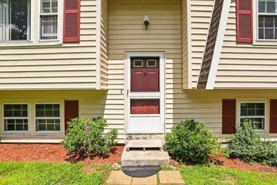 4 Picadilly St, Upton, MA 01568 - Photo 3