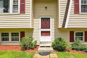 4 Picadilly St, Upton, MA 01568 - Photo 3