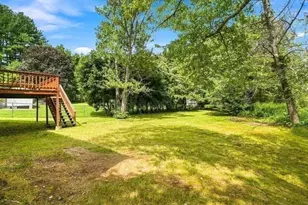 4 Picadilly St, Upton, MA 01568 - Photo 33
