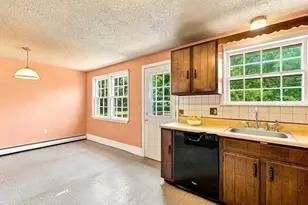 4 Picadilly St, Upton, MA 01568 - Photo 17