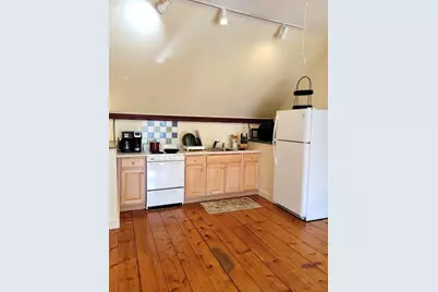 90 Orchard St #2, Leominster, MA 01453 - Photo 9