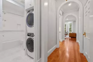 216 Commonwealth Ave, Boston, MA 02116 - Photo 9