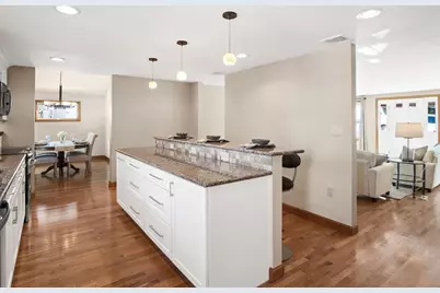 8 Grace Rd, Woburn, MA 01801 - Photo 3