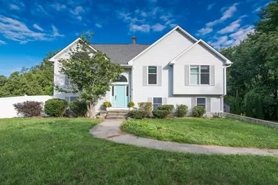 4 Phillips Place, Hadley, MA 01035 - Photo 1