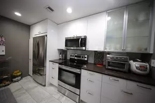 173 Oak St, Newton, MA 02464 - Photo 5