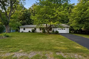 47 Eaton Rd, Framingham, MA 01701 - Photo 1