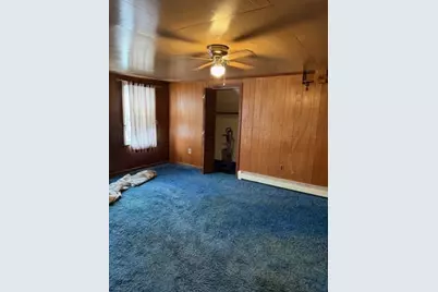 438 Riverside St, Lowell, MA 01854 - Photo 11