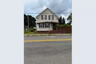 438 Riverside St, Lowell, MA 01854 - Photo 1