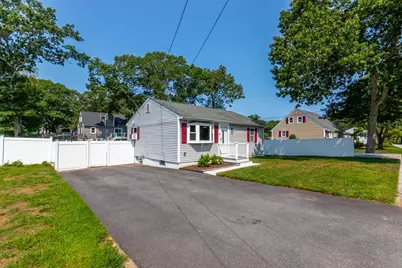4 Standish Ave, Wareham, MA 02538 - Photo 23
