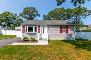 4 Standish Ave, Wareham, MA 02538 - Photo 1