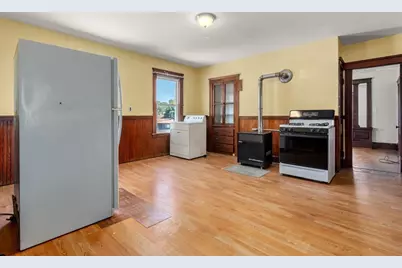 6 Indiana St, Worcester, MA 01604 - Photo 17