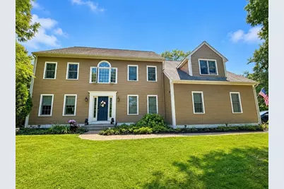 107 Mill St, Franklin, MA 02038 - Photo 1