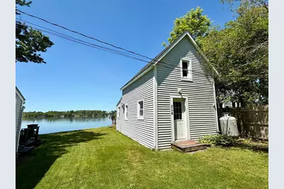 217 Middleboro Road, Freetown, MA 02717 - Photo 3